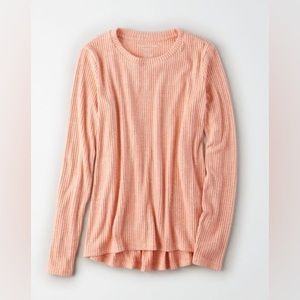 COPY - NWOT American Eagle Women’s Soft & Sexy Plush Long Sleeve Tee